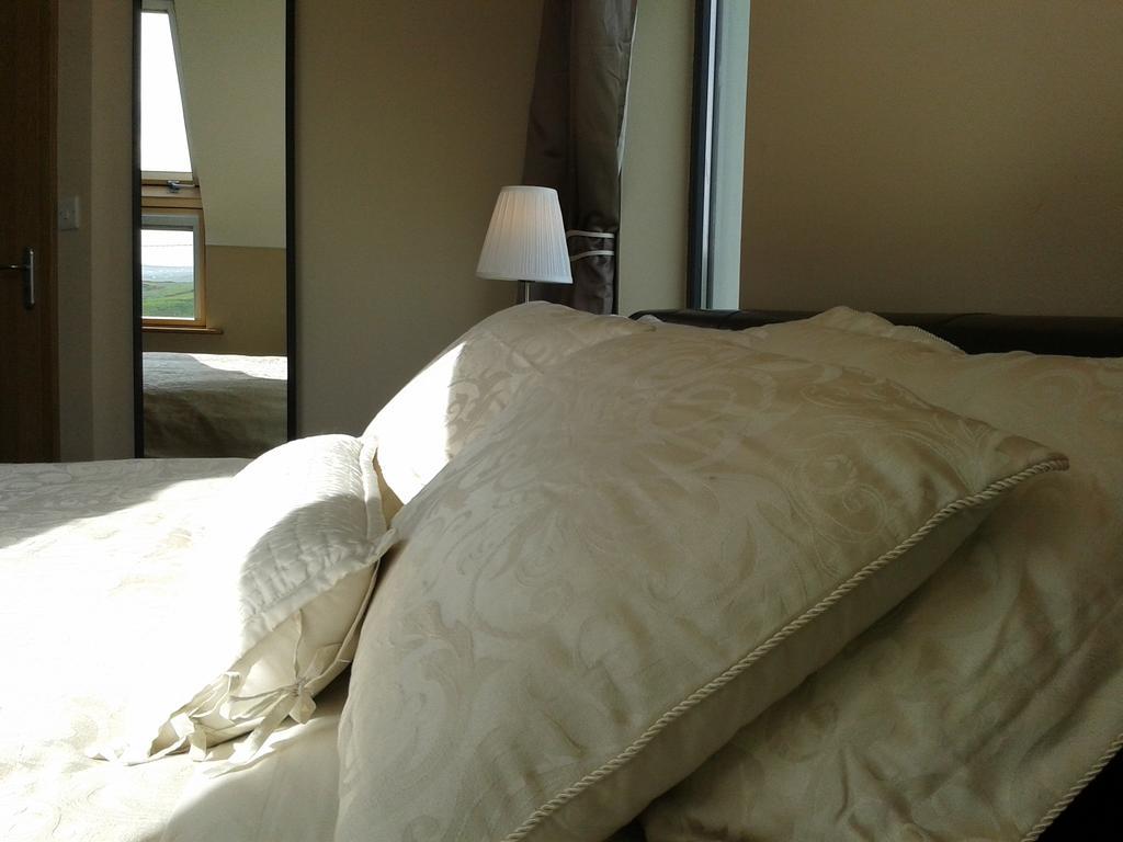 Blackberry Lodge Accommodation Doolin Room photo
