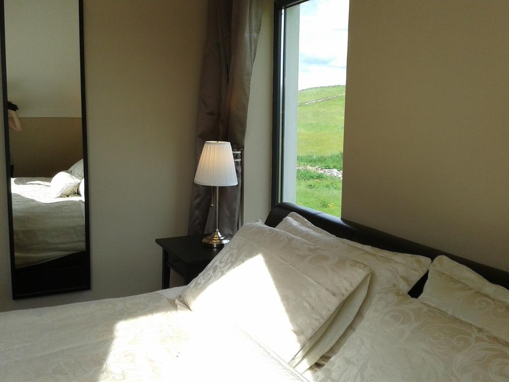 Blackberry Lodge Accommodation Doolin Room photo