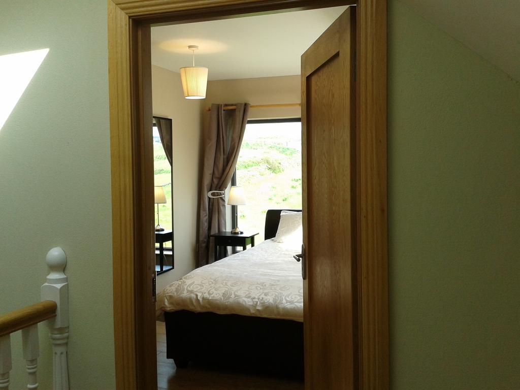 Blackberry Lodge Accommodation Doolin Room photo