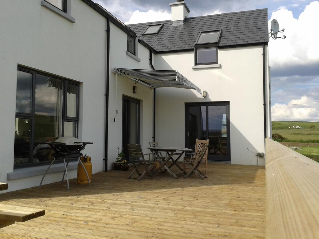Blackberry Lodge Accommodation Doolin Exterior photo