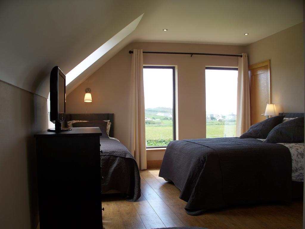 Blackberry Lodge Accommodation Doolin Room photo